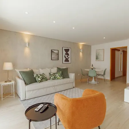 Stylish Apartment With Terrace By Hosty Porto Exterior photo